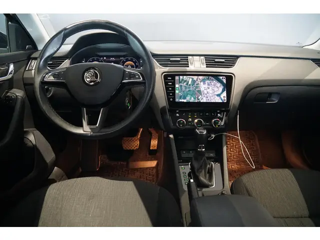 Skoda Octavia Combi 1.5 TSI Greentech Business Edition Plus AUT. + VIRTUAL COCKPIT / TREKHAAK /