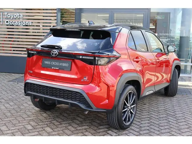 Toyota Yaris Cross 1.5 Hybrid 130 GR SPORT, GR SPORT Plus Pack , Nieuw en direct leverbaar met €2.50...