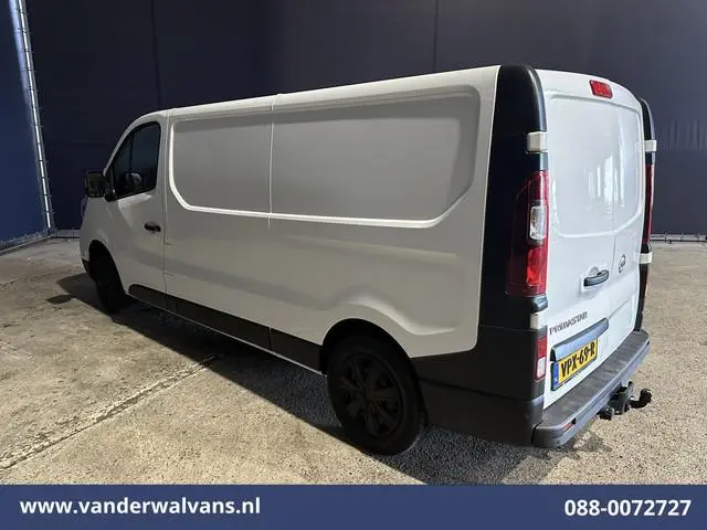 Nissan Primastar 2.0 dCi 131pk L2H1 Euro6 Airco | LED | Cruisecontrol | 2500kg Trekhaak | Parkeersen...