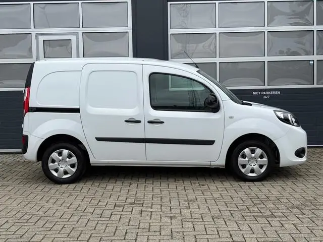 Renault Kangoo 1.5 dCi 95PK Work Edition / Cruise / Navi / Airco / PDC / Bluetooth
