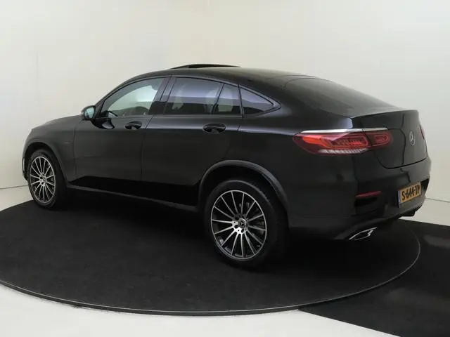 Mercedes-Benz GLC-klasse Coupé 300e 4MATIC Business Solution AMG / Schuifdak/ Night/ 20 inch/ Stoelv...