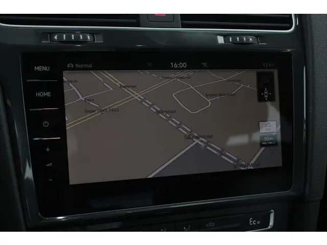 Volkswagen e-Golf | Navigatie | Climate Control Bluetooth | Cruise Control Adaptive | Lichtmetalen V...