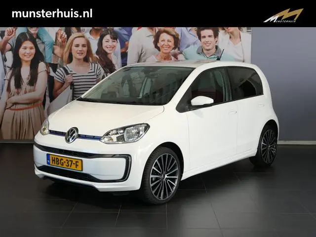 Volkswagen e-Up! e-up - SOH 94% - Stoelverwarming - Elektrische buitenspiegels - Camera - Sensor ach...