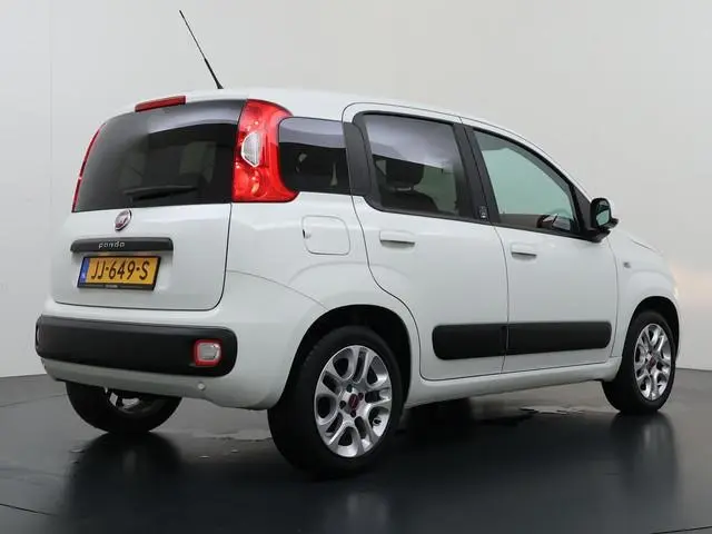 Fiat Panda 0.9 TwinAir Lounge Nieuwe APK | Turbo | Automaat | Parkeersensoren | Climate control |  N...