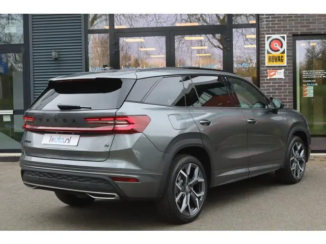 ŠKODA Kodiaq iV 1.5 TSI PHEV Sportline Pano/Matrix LED/ACC/Keyless/Camera/20"/Elek. stoel+mem/Trekha...