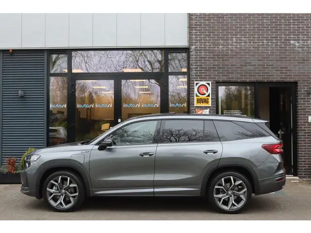 ŠKODA Kodiaq iV 1.5 TSI PHEV Sportline Pano/Matrix LED/ACC/Keyless/Camera/20"/Elek. stoel+mem/Trekha...