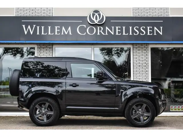 Land Rover Defender 3.0 D200 90 MHEV SE Trekhaak Meridian Sound Leder