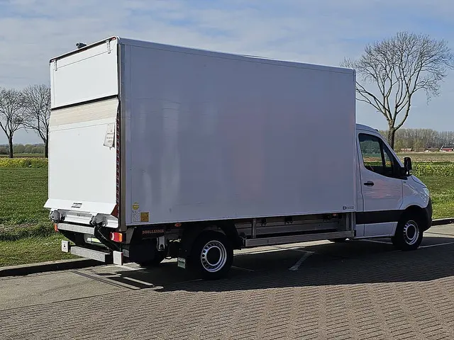 MERCEDES-BENZ SPRINTER 315 bakwagen laadklep!