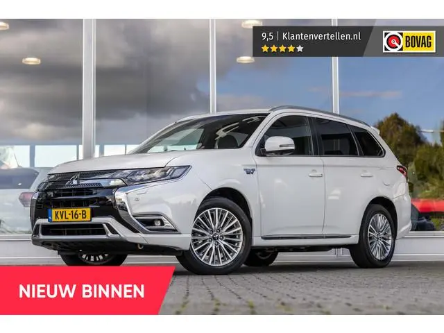 Mitsubishi Outlander 2.4 PHEV Instyle | Pano | 360° Camera | Leder