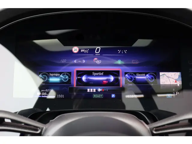 Mercedes-Benz EQS