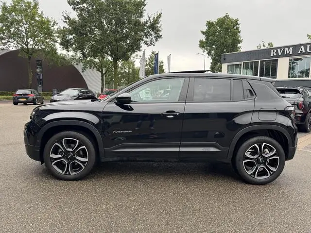 Jeep Avenger 1.2 e-Hybrid Summit AUTOMAAT | PANORAMADAK | CAMERA | LEDER | STOEL MASSAGE | EL. KLEP...