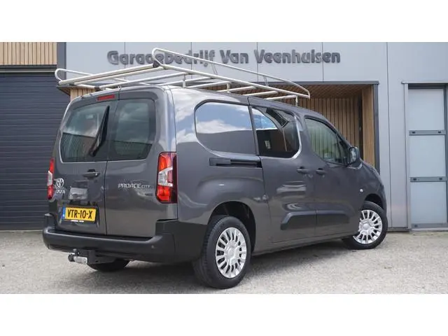 Toyota pro-ace