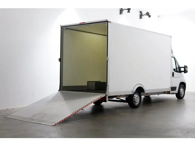 Peugeot Boxer 2.2 BlueHDi 165pk Durisotti Lowliner Bakwagen met laadklep L454cm 01-2023