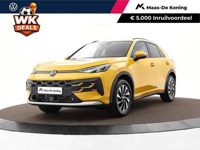 Volkswagen T-Roc Life First Edition 1.5 eTSI 116 PK 7 versn. DSG · Achteruitrijcamera · Comfort pakk...