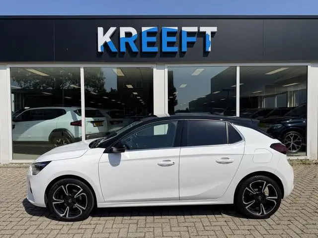 Opel Corsa 1.2 GS Line Pano | Cruise | Winterpakket