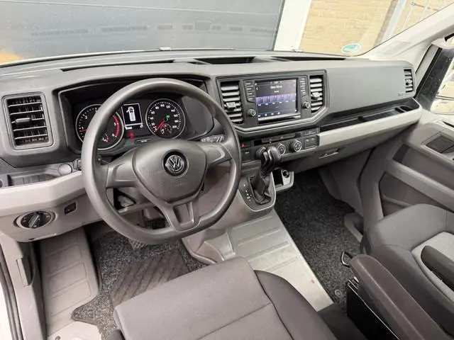 Volkswagen Crafter 35 2.0 TDI 141 PK Euro 6 L3H3 Nieuwe apk/Automaat/CarPlay/trekhaak/cruise control