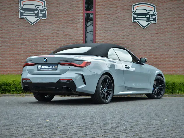 BMW 4-serie Cabrio M440i xDrive High Executive