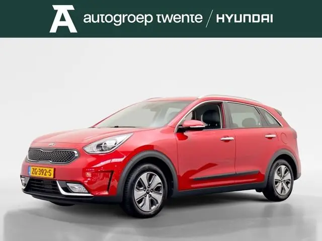 Kia Niro 1.6 GDi Hybrid DynamicLine | Trekhaak | All-seasonsbanden | Navigatie