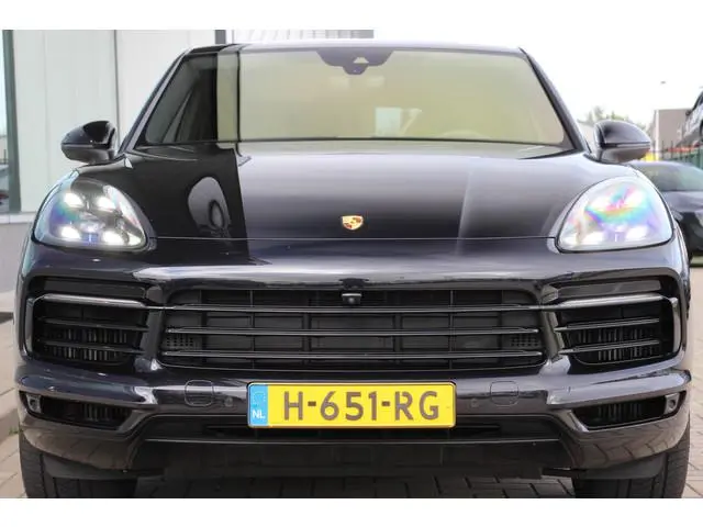 Porsche Cayenne Coupé 3.0 E-Hybrid | Sosftclose | Stoelventilatie | 360 CAMERA | CHRONO | Sportdesig...