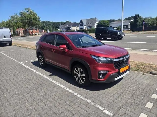 Suzuki S-Cross