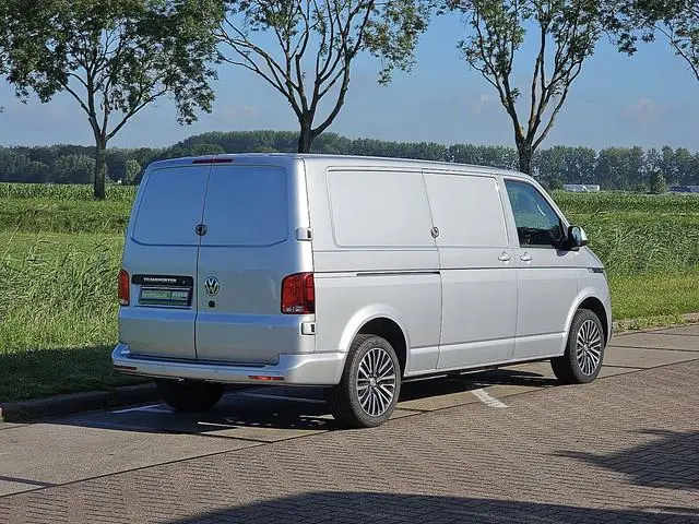 VOLKSWAGEN TRANSPORTER 2.0 TDI t6.1 digital-cockpit