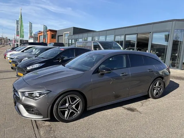 Mercedes-benz CLA-klasse Shooting Brake 180 d Business Solution AMG DAB Camera Stoelverwarming