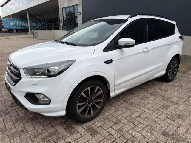 Ford Kuga 1.5 EcoBoost ST Line Trekhaak 1800kg I ST-line I PDC I Camera I Leer I NL-auto I 18" I tre...