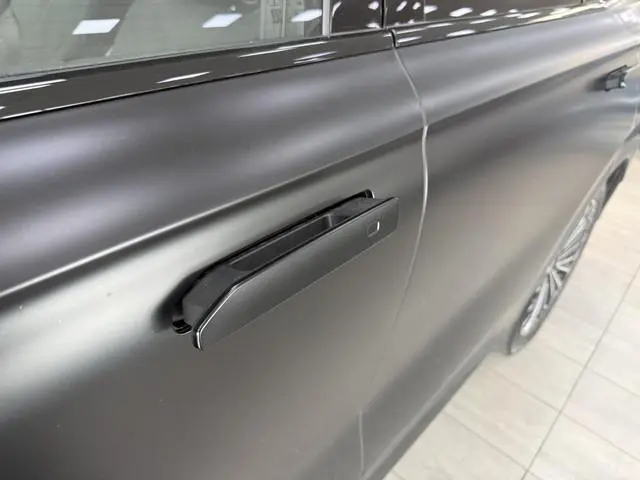 Omoda 9 SHS