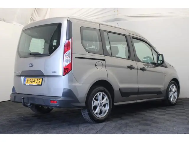 Ford Tourneo