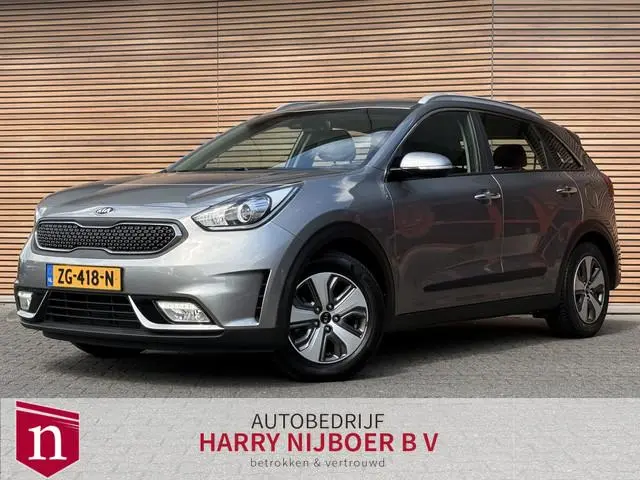 Kia Niro 1.6 GDi Hybrid DynamicLine Camera / Clima / Navi / Trekhaak