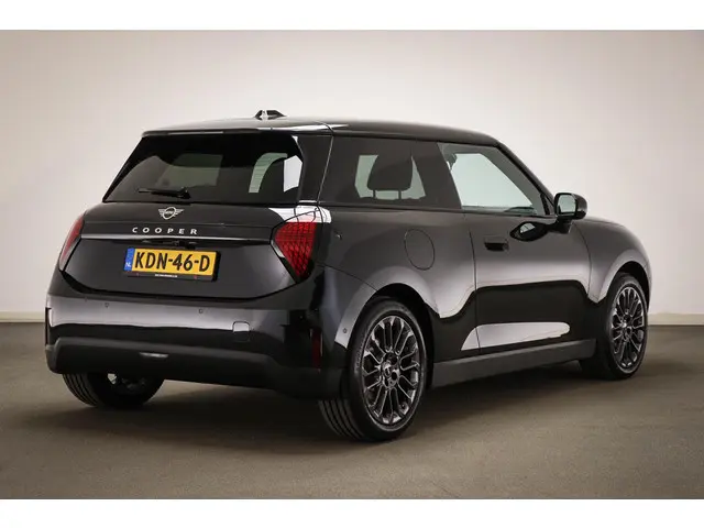 Mini Mini Cooper E Essential 40.7 kWh | NIEUW | LED | APPLE | CAMERA | 17"