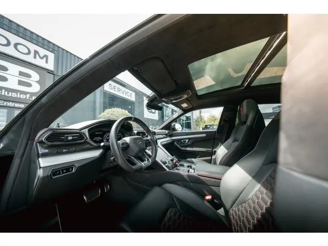 Lamborghini Urus 4.0 V8 | Pan.dak | Soundsystem | PPF | Massage