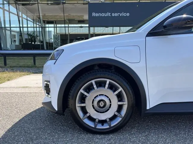 Renault 5