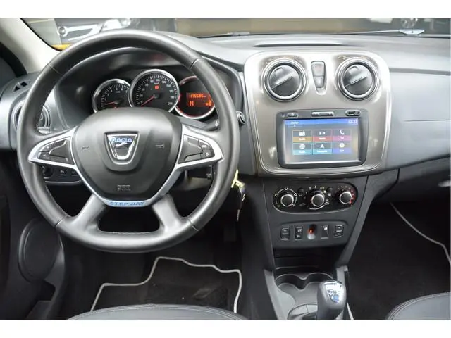 Dacia Sandero 0.9 TCe Stepway Laureate Automaat