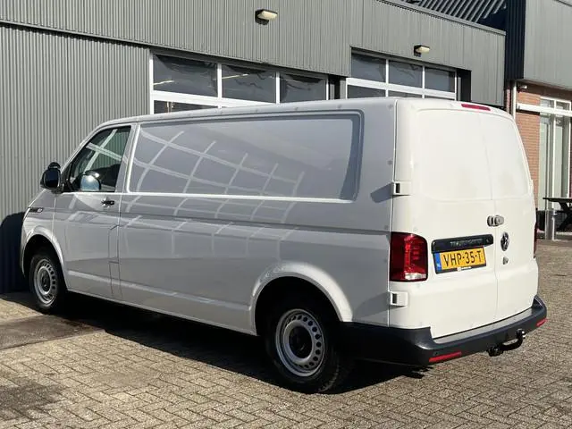Volkswagen Transporter 2.0 TDI L2H1 Sortimo Kastinrichting Trekhaak 2200kg trekgewicht Airco Cruise...