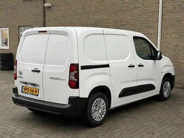 Toyota pro-ace