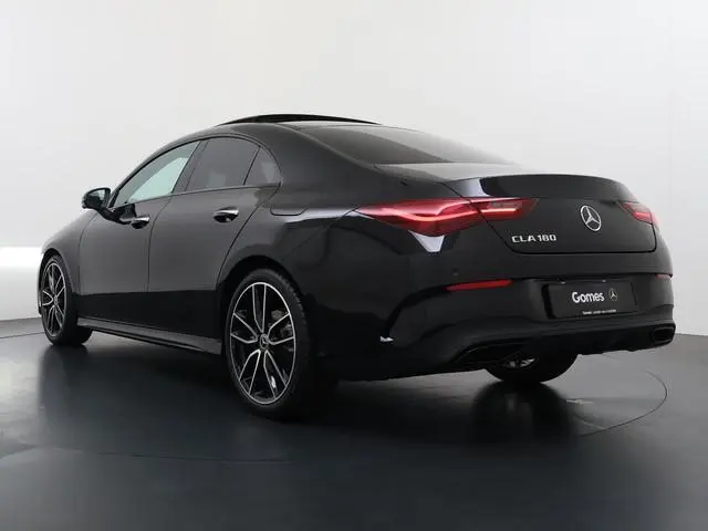 Mercedes-Benz CLA 180 Business Solution AMG | AMG Plus Pakket | Night Pakket | Panoramadak | 360° Ca...