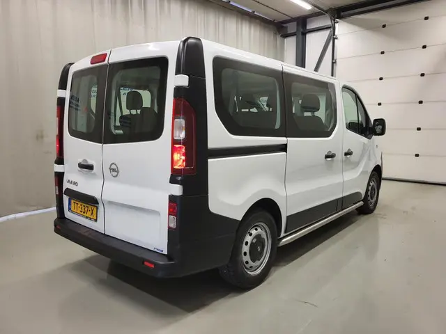 Opel Vivaro Combi 1.6CDTI 9-Personenbus - Excl. BTW / BPM vrij Euro 6!