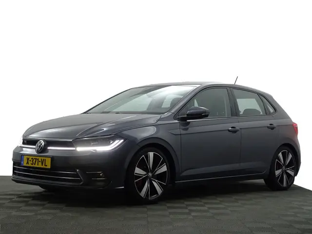 Volkswagen Polo 1.0 TSI R-Line Business Aut- IQ Lights, Carplay, Android Auto, Virtual Cockpit, Stoe...