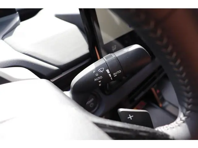 Toyota CHR +