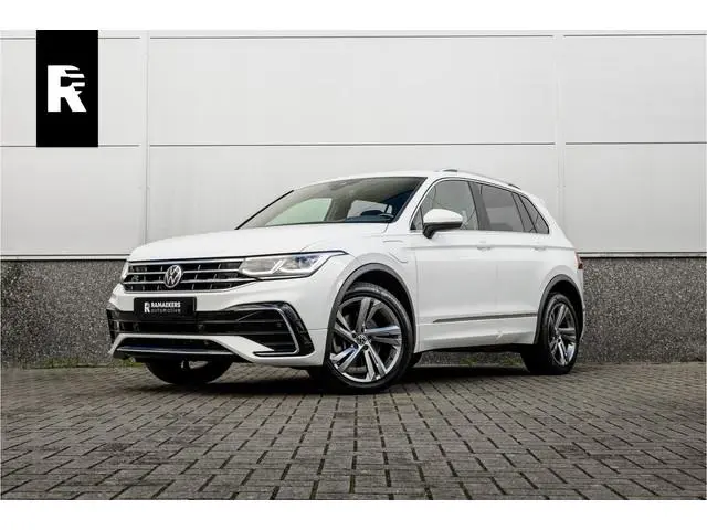 Volkswagen Tiguan 1.4 TSI eHybrid R-Line Camera / Carplay / Android / Digital Dash
