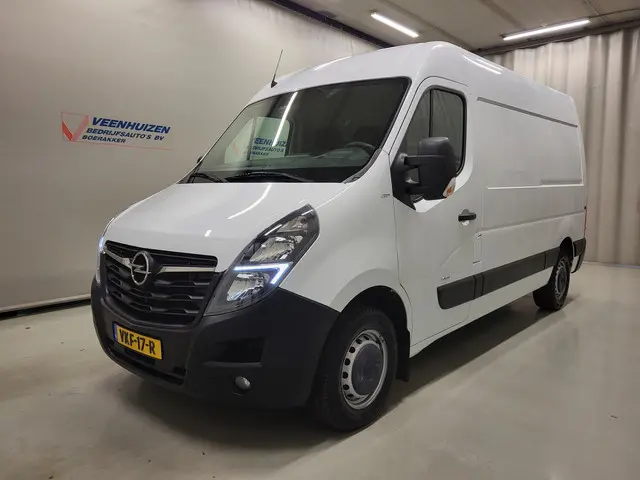 Opel Movano