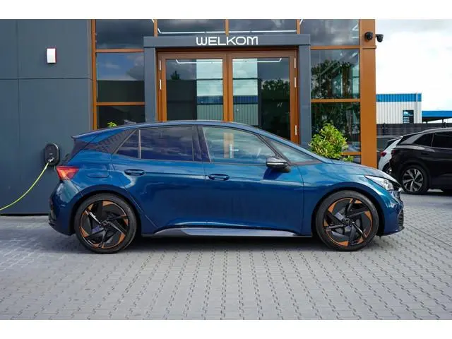 Cupra Born