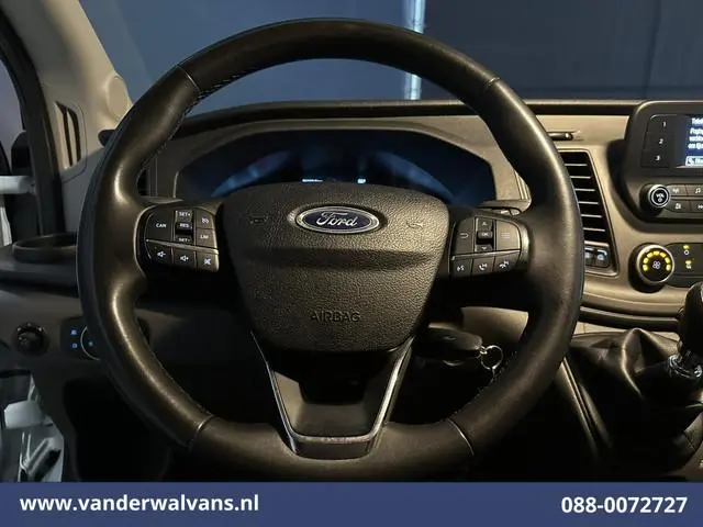 Ford Transit 2.0 TDCI 131pk L4H3 Euro6 Airco | Camera | Cruisecontrol | Verwarmde voorruit Parkeerse...