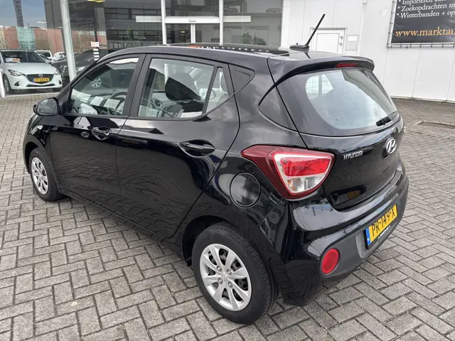 Hyundai i10 1.0i Go! Carplay Cruise Airco Navi Bluetooth