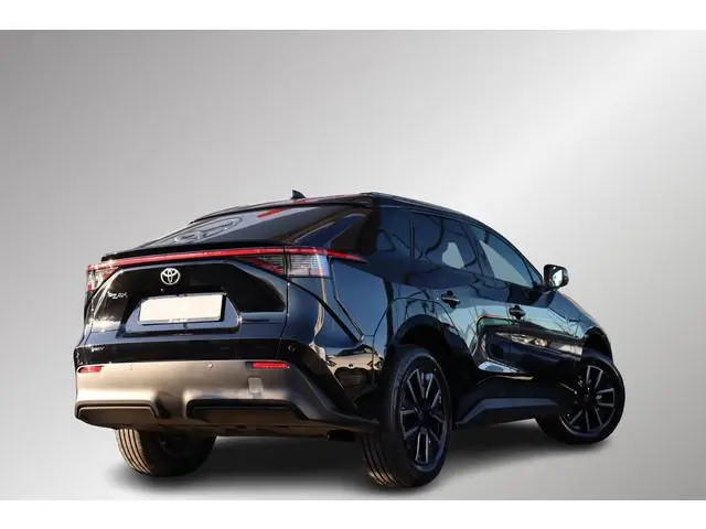 Toyota bZ4X Dynamic 73,1 kWh, 360 camera, Nieuw en snel met €3000,- inruilpremie!!