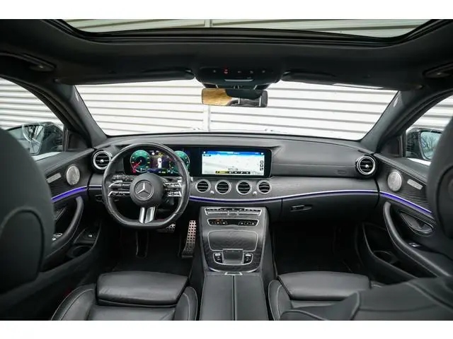 Mercedes-Benz E-klasse 300 de Panodak Burmester 360 Camera HUD Trekhaak Keyless