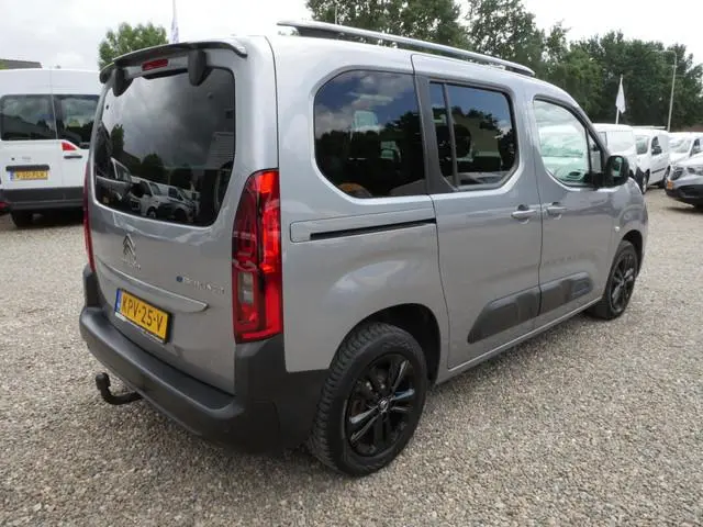 Citroen ë-Berlingo Shine MPV 50kWh SOH 93,5% Airco trekhaak incl. btw