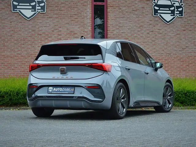 Cupra Born