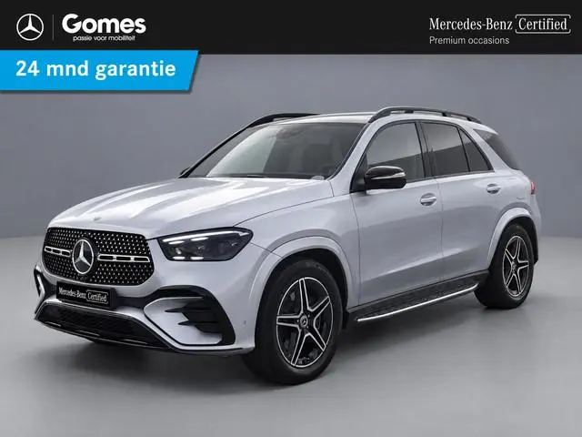 Mercedes-Benz GLE-klasse 400 e 4MATIC AMG Line Panoramdak| Nightpakket| Treeplanken| Trekhaak| Multi...